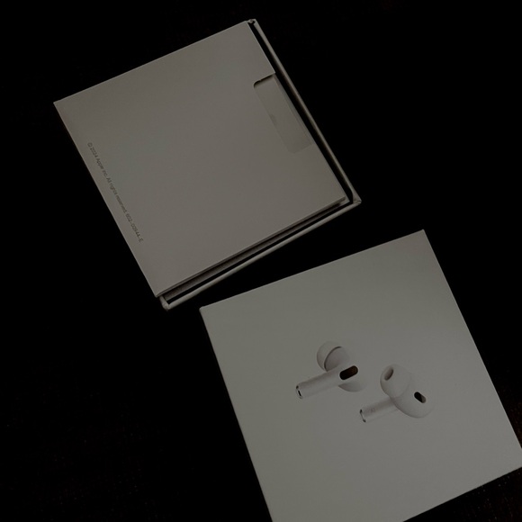 Apple AirPods Pro White920-316-2636